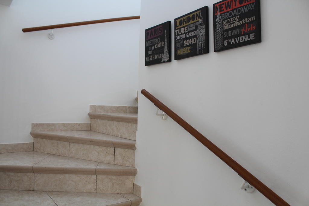 Estia Luxury Maisonette 파포스 객실 사진