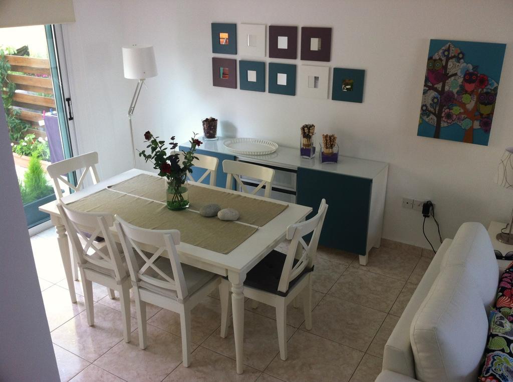 Estia Luxury Maisonette 파포스 객실 사진